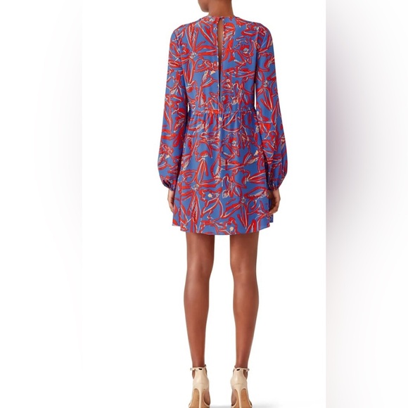 DVF Elsden Silk Dress. Beautifull silk mid-length silk dress w/pockets. - Picture 4 of 11
